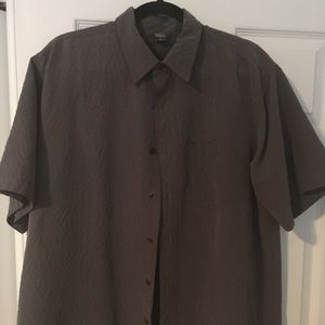 Casual shirt. XL. Gray.